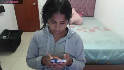 Kiara online show from December 9, 1:40 am