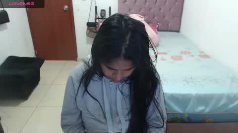 Kiara online show from December 9, 2:06 pm