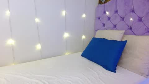 Snapshot of kiararose19 chatting on February 2, 6:58 am Kiara online show from February 2, 6:58 am