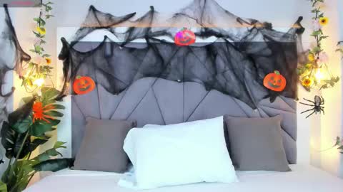 kiarha  online show from November 1, 3:08 am