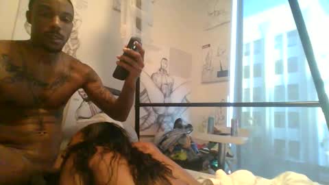 Snapshot of kibrombariu45 chatting on December 3, 4:06 pm HunneysPlayRoom online show from December 3, 4:06 pm