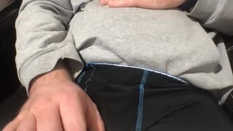 Snapshot of kickboxer04 chatting on December 29, 2:06 am kickboxer04 online show from December 29, 2:06 am