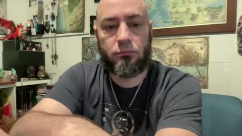 kicker_of_elves online show from November 17, 1:28 pm