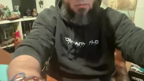 kicker_of_elves online show from December 20, 8:27 pm