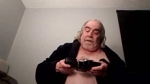 KICKINME online show from March 8, 6:37 pm