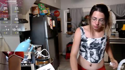 Kiersten online show from November 4, 4:33 am