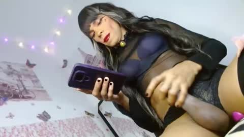  kika lorace  online show from December 3, 1:30 am