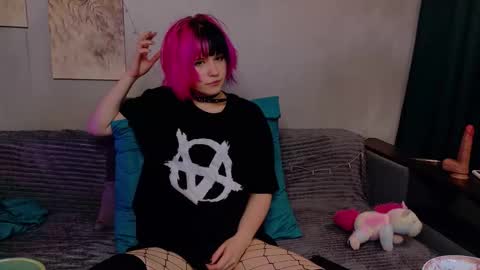 Kiki online show from September 22, 5:20 am