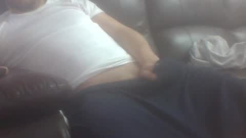 Snapshot of kiko83c chatting on October 14, 7:42 am New accound cavilacion online show from October 14, 7:42 am