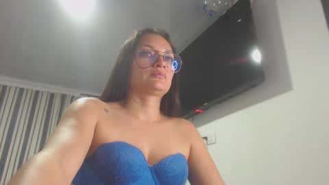 Snapshot of killey_saints chatting on February 21, 12:38 am killey online show from February 21, 12:38 am