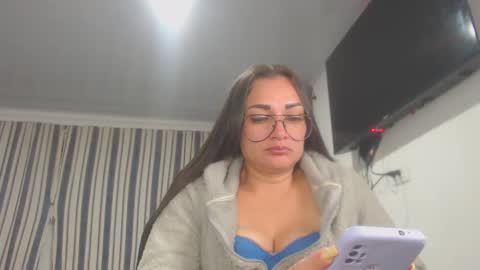 Snapshot of killey_saints chatting on October 3, 12:40 am killey online show from October 3, 12:40 am