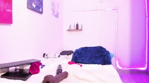 Snapshot of kim_baker1 chatting on January 30, 5:09 am kim online show from January 30, 5:09 am