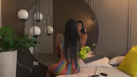 Kim online show from September 17, 1:13 pm