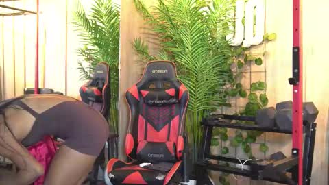 Kim online show from October 16, 1:12 pm