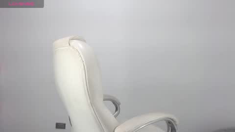 Snapshot of kim_bellemore chatting on December 20, 2:16 pm Kimberly online show from December 20, 2:16 pm