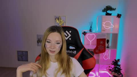 kim_boyd online show from December 14, 11:29 am