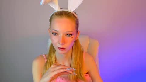 kim_boyd online show from March 11, 6:30 pm