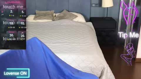 Kim online show from September 24, 5:33 am