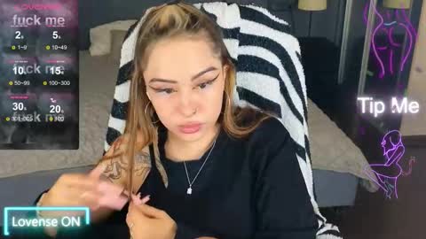 Kim online show from October 18, 8:31 pm