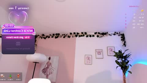 Snapshot of kim_ev chatting on December 15, 11:45 am Kim online show from December 15, 11:45 am