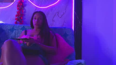 kima_20 online show from November 17, 3:01 am