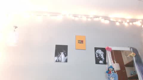 Snapshot of kimandyuk chatting on January 7, 10:30 pm Kim Yuk online show from January 7, 10:30 pm