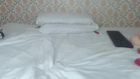 Kimberly online show from March 3, 2:15 am