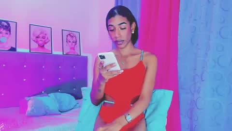 Snapshot of kimberly_thompsom chatting on January 5, 6:56 pm Your Queen KIM online show from January 5, 6:56 pm