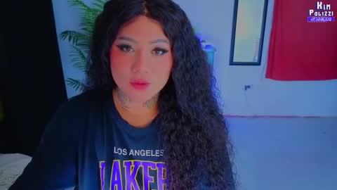 Kimberly Polizzi     online show from February 22, 1:00 am