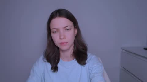 Snapshot of kimberlyhart_ chatting on December 14, 12:23 pm Kimberly online show from December 14, 12:23 pm