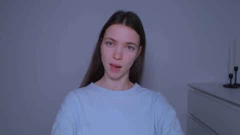 Snapshot of kimberlyhart_ chatting on January 6, 11:07 am Kimberly online show from January 6, 11:07 am