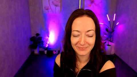 Kimberly online show from February 20, 6:35 pm