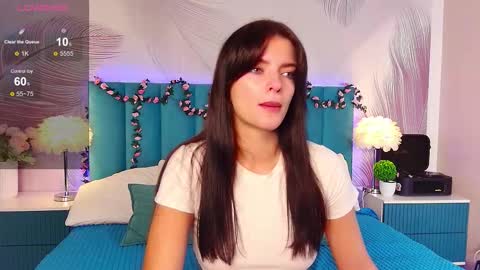 Snapshot of kimberlyy77 chatting on September 10, 6:13 am Kim online show from September 10, 6:13 am