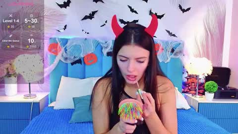 Snapshot of kimberlyy77 chatting on November 1, 8:49 am Kim online show from November 1, 8:49 am