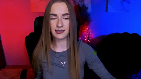 Snapshot of kimi_glow chatting on November 30, 8:02 pm kimi_glow online show from November 30, 8:02 pm