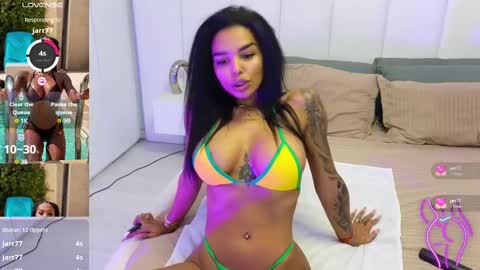 Kim online show from March 8, 9:06 am