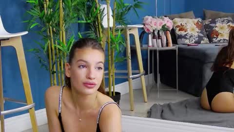 Snapshot of kimmdaviss chatting on October 25, 6:54 am kimmdaviss online show from October 25, 6:54 am