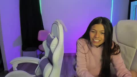 kimmi online show from December 22, 11:41 pm