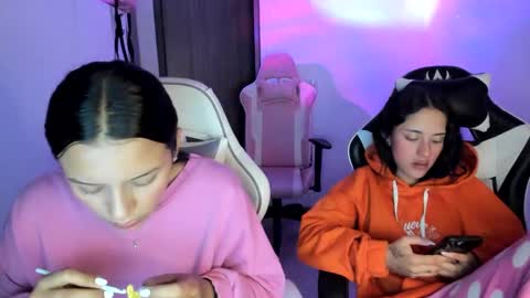 kimmi online show from October 1, 11:22 pm