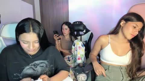 kimmi online show from October 3, 11:35 pm