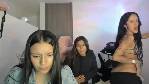 kimmi online show from October 23, 11:14 pm