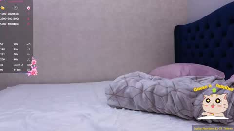 Kimmie online show from February 15, 9:59 pm