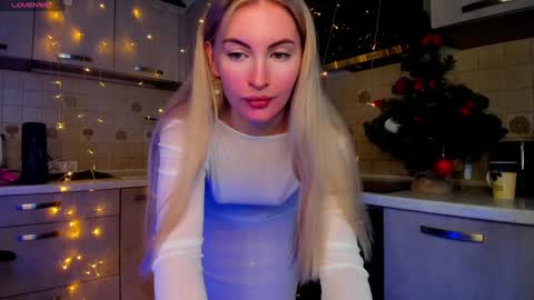 kimmy1_powell online show from January 12, 9:30 am