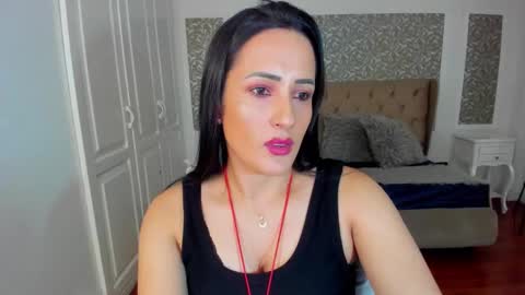 Kim online show from October 4, 8:29 pm