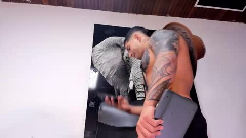 Angel Falconer online show from October 22, 1:50 am