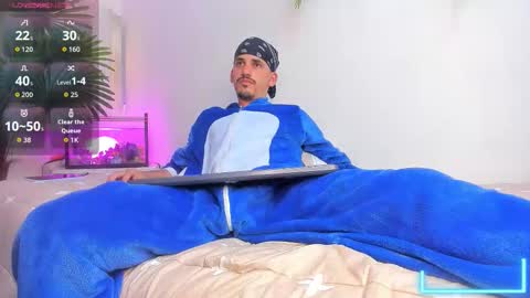 king voy online show from October 9, 9:02 pm