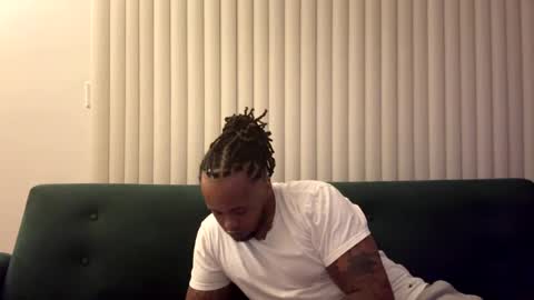 Snapshot of kingdabiggest chatting on September 17, 8:49 am KingDaBiggest online show from September 17, 8:49 am