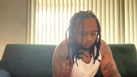 Snapshot of kingdabiggest chatting on September 27, 6:02 pm KingDaBiggest online show from September 27, 6:02 pm