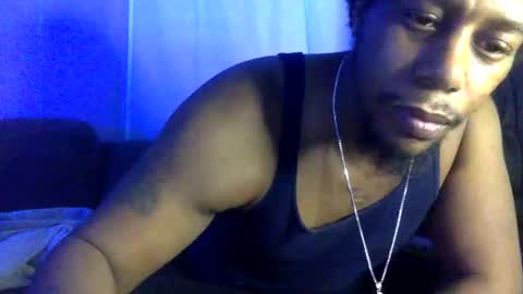 Snapshot of kinglibra420 chatting on December 9, 6:34 am loyal fuck online show from December 9, 6:34 am