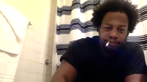 Snapshot of kinglibra420 chatting on November 19, 10:04 am loyal fuck online show from November 19, 10:04 am